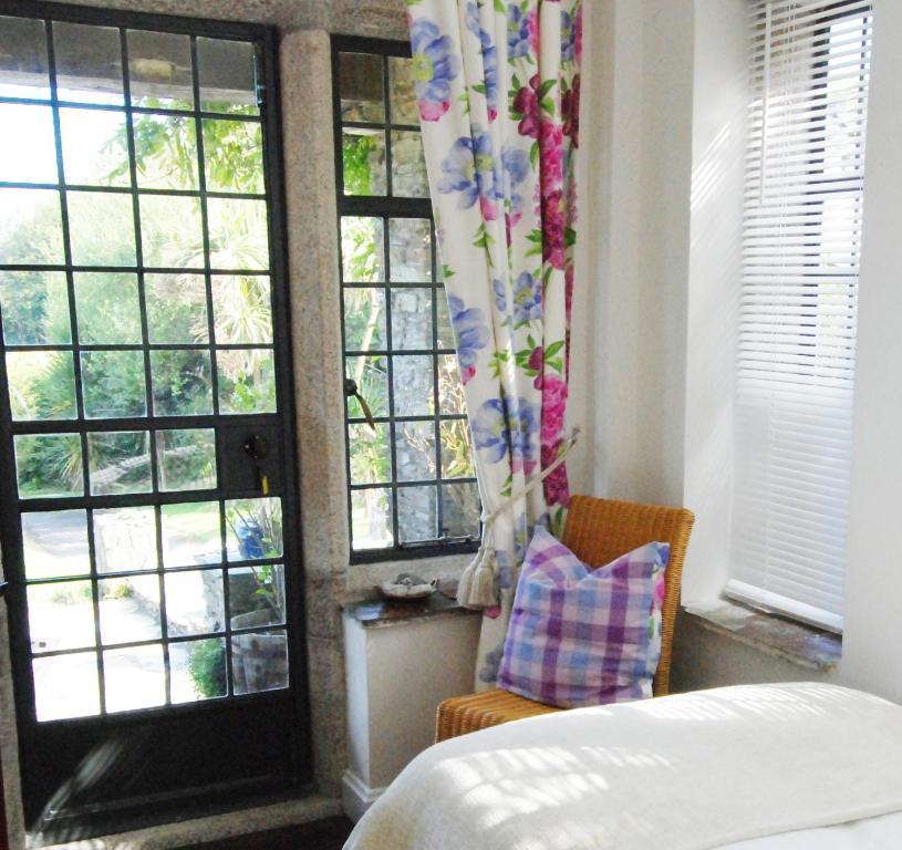 Trevalsa Court Hotel 메바기시 객실 사진