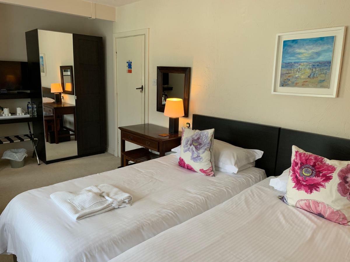 Trevalsa Court Hotel 메바기시 외부 사진